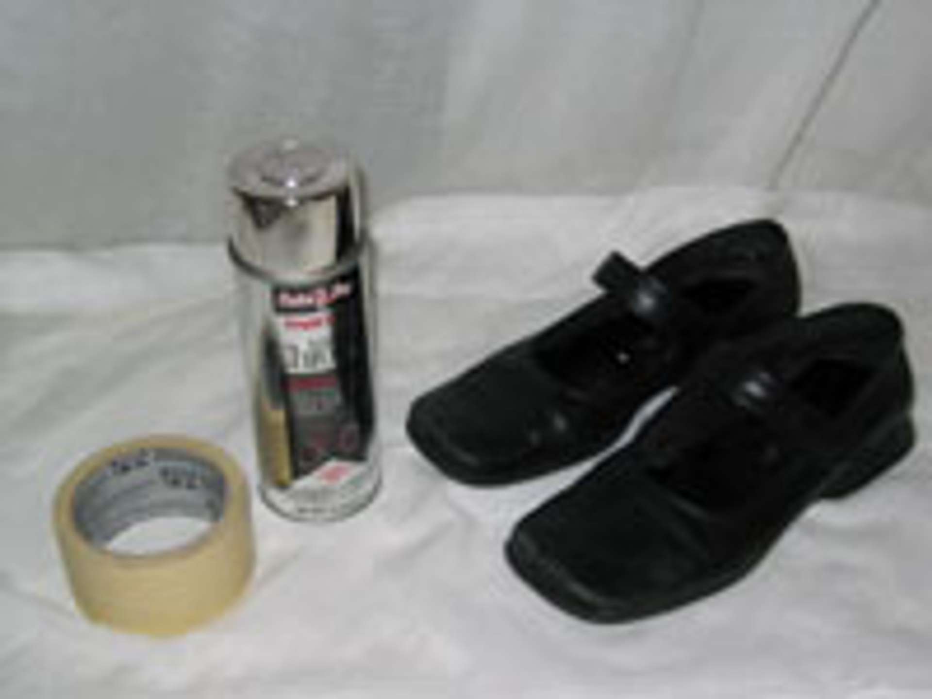 how to spray paint shoes